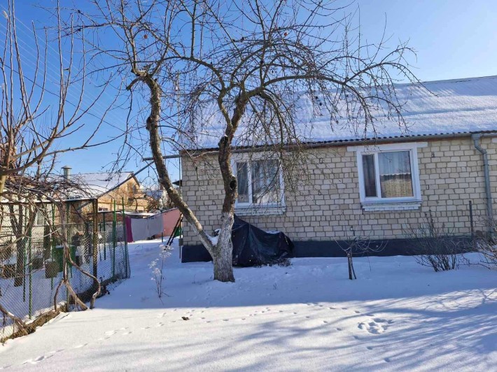Продається частина будинка на Старому місті - фото 1