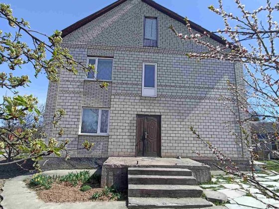 Продам частину будинку (3725)