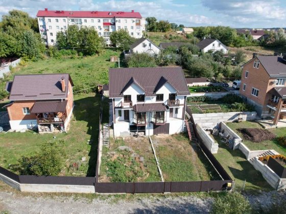 Продам будинок на  Якова Шепеля (8387)