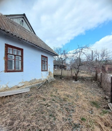 Продам будинок в центрі міста - фото 1
