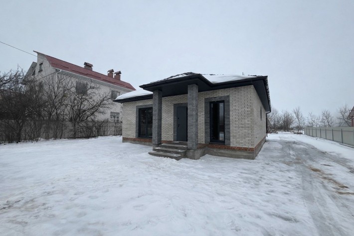 Продаж будинку з великою ділянкою без комісії для покупця - фото 1