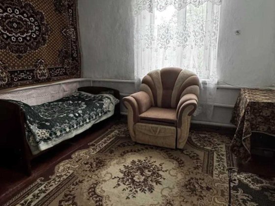 продаж будинку Вінницькі хутри