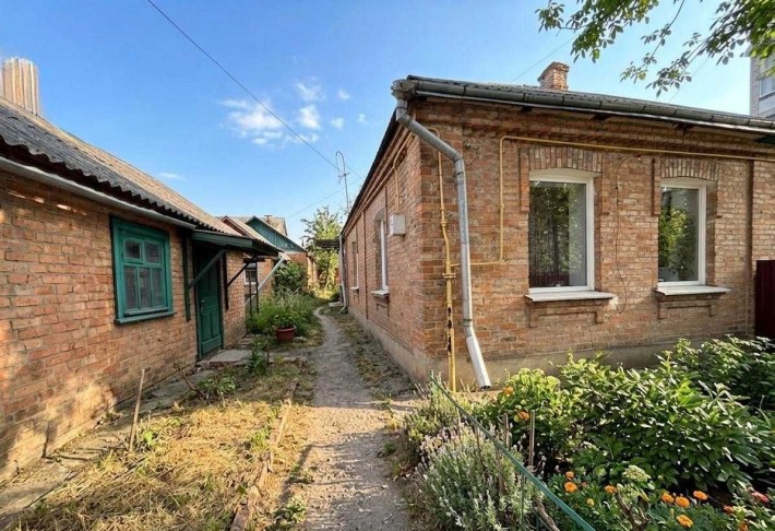 Продам частину будинку в районі Олієжиркомбінату 0627 - фото 1