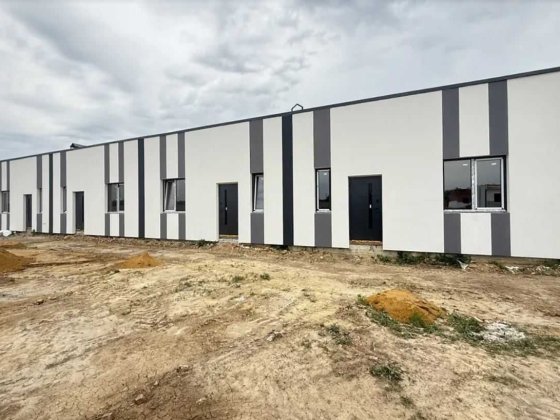 Продаж таунхаусів за низькою ціною в котеджному містечку, газифіковані світло електрика, від надійно
