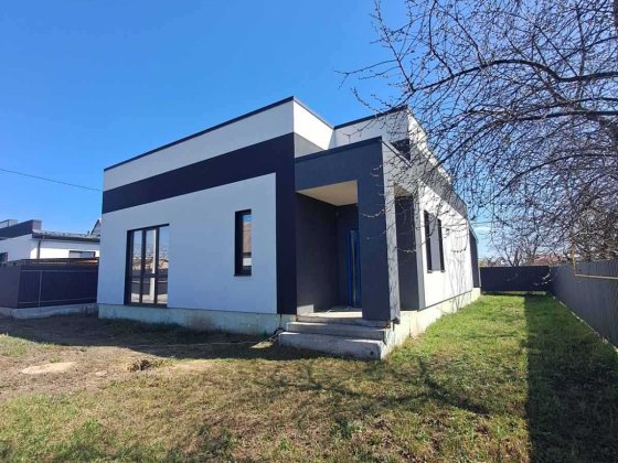 Продам новий чистовий будинок у Вінниці 8808