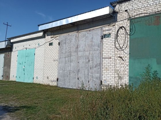 Продам великий гараж