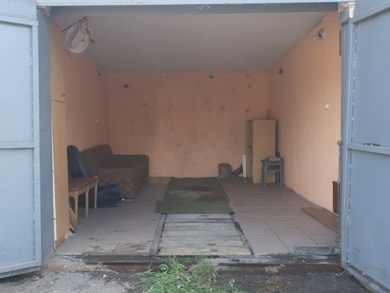 Продам кирпичный гараж