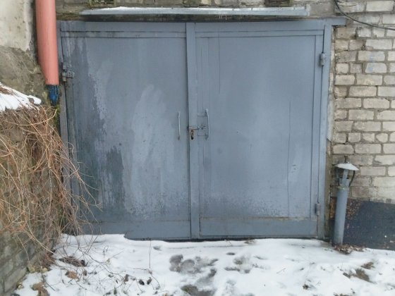Продам гараж за СБУ