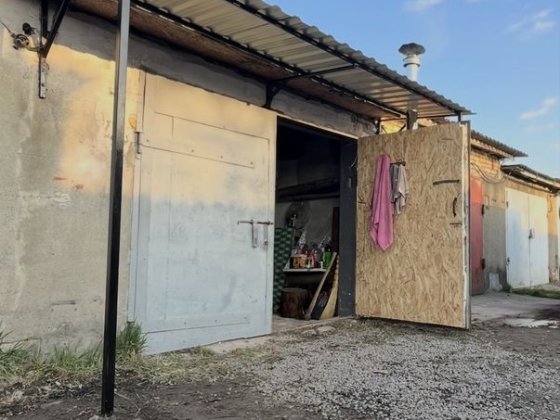 Продам гарний і хороший гараж