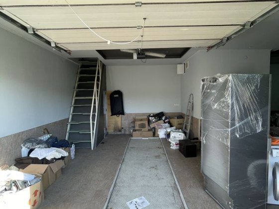 Продам два гаража новая постройка г.Украинка