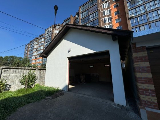 Продається гараж в центральній частині м.Стрий Стрий
