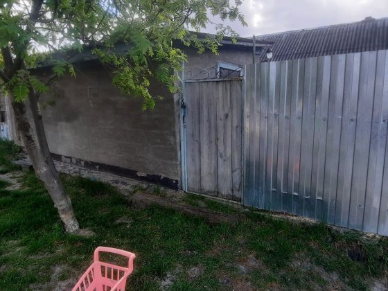 Продам участок під гараж