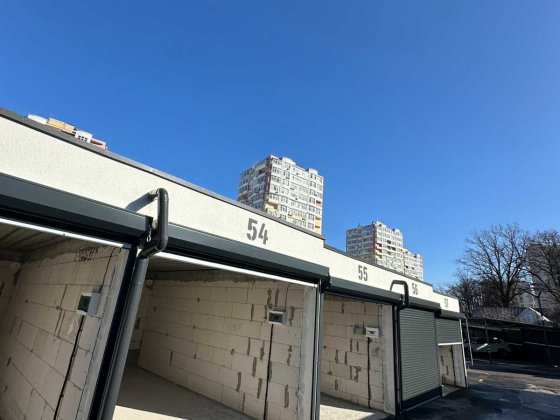Продам Гараж Ирпень Синергия Паркомісце Ірпінь купить  склад