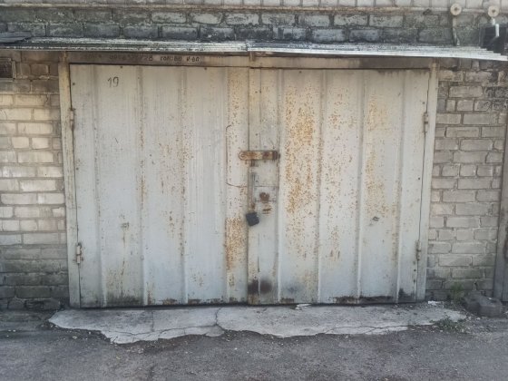 Продам гараж по вул Мира
