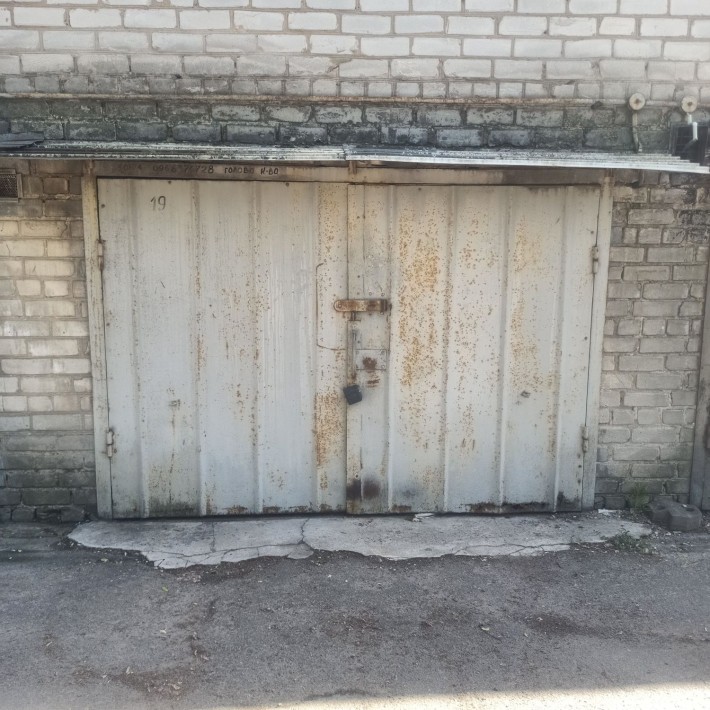 Продам гараж по вул Мира - фото 1