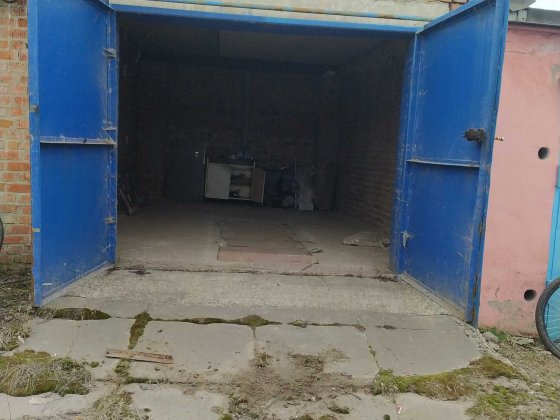 Продам гараж, кооператив " Восход " возле автовокзала