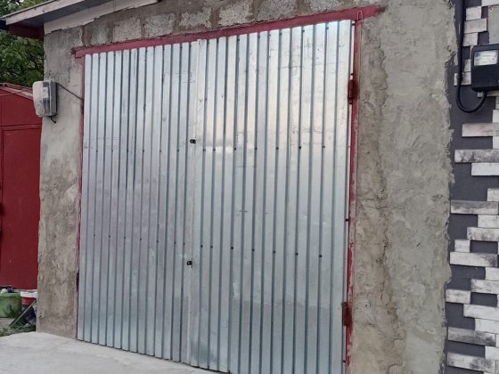 Продам великий гараж біля ФорумАвто