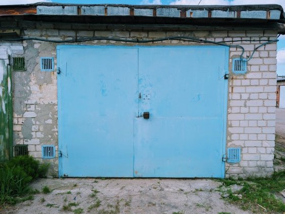 Гараж 21.6 м2, район Обласної лікарні