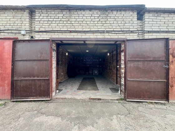 Приватизований гараж з орендарем Городоцька - Конюшинна - Метро - Епіцентр - електрика - ремонт - ел