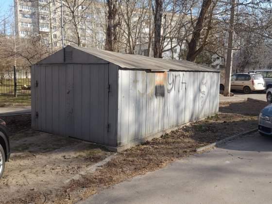 Продам гараж 1 СЛОБІДСЬКА та пр. ЦЕНТРАЛЬНИЙ металевий