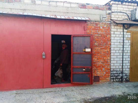 Продам очень большой капитальный гараж на два авто без отделочных рабо
