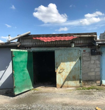 Продам гараж 18м2 3*6 Район Индустриальный, РЖМ - фото 1