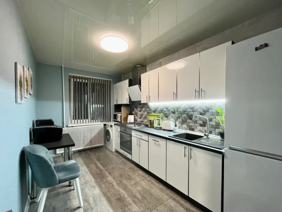 Продам 3-кімнатну квартиру з ремонтом в Центрі міста (Є-Відновлення/Ваучер) Чернигов