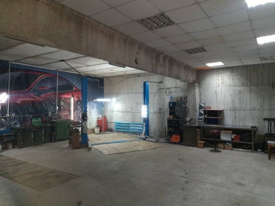 Сдам в аренду бокс 140 кв.м Вышгород