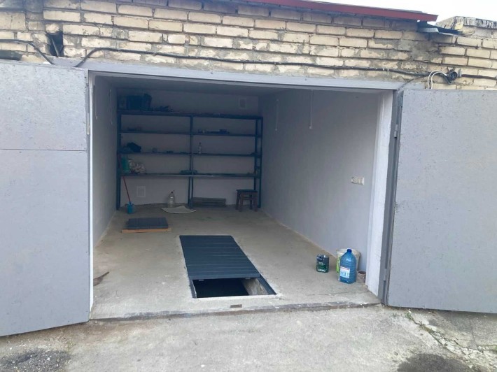 Здам в оренду гараж 20м/кв Луцьк г/к Ветеран 2 конякіна 24а - фото 1