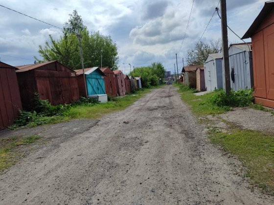 Здам метал. гараж на Половках Полтава