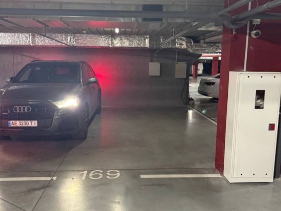 Здам в оренду паркомісце на 2 авто ЖК Женева Днепр