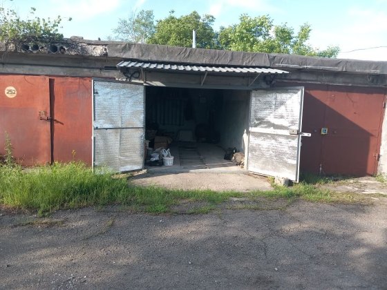 Сдам гараж в гаражном кооперативе Днепр
