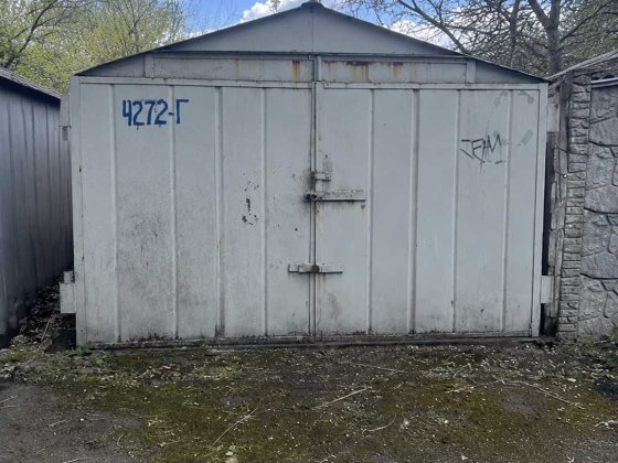 Сдам металлический гараж 6×3 на ж/м Фрунзенский (ж/м Ломівський), Беляева 4 Днепр