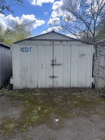 Сдам металлический гараж 6×3 на ж/м Фрунзенский (ж/м Ломівський), Беляева 4 - фото 1