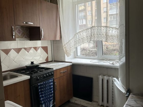 Здам 2 кв центр міста  соборна військовим Кам'янець-Подільський