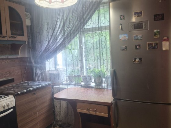 Здається в оренду двукімнатна квартира Сарни