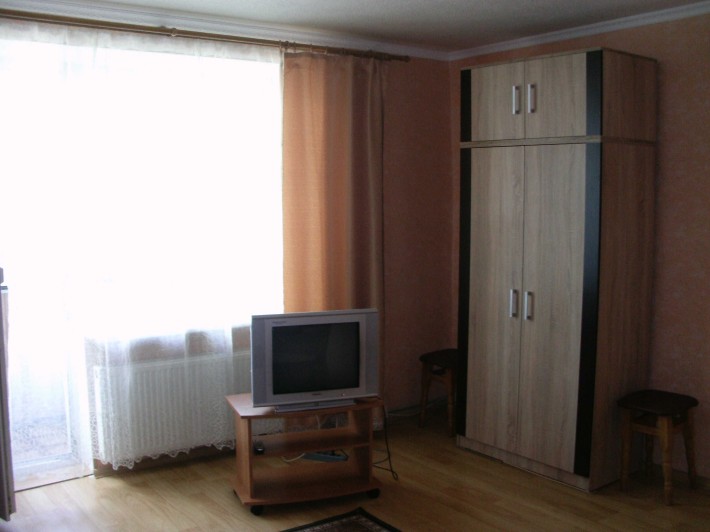Здається однокімнатна квартира на тривалий термін - фото 1