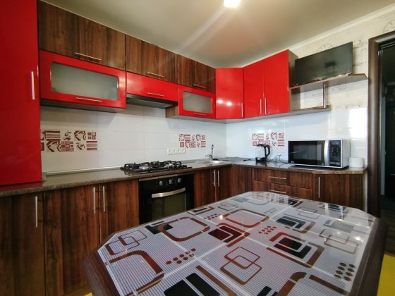 Оренда затишної 2х кімнатної квартири 55м² р-н ДОСи. Автономне опалення Умань