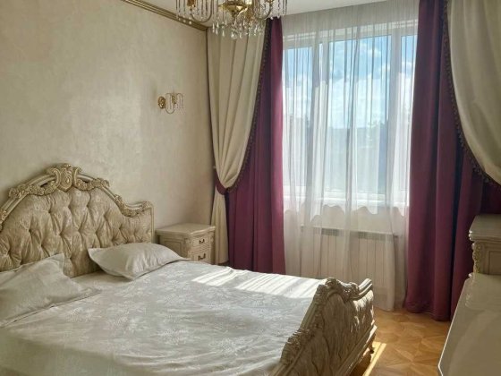 квартира 3к + кабінет, підземний паркінг, пр. Науки 30, 5 поверх; ВІД ВЛАСНИКА Киев