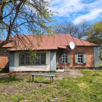 Земельна ділянка з будинком Миргород