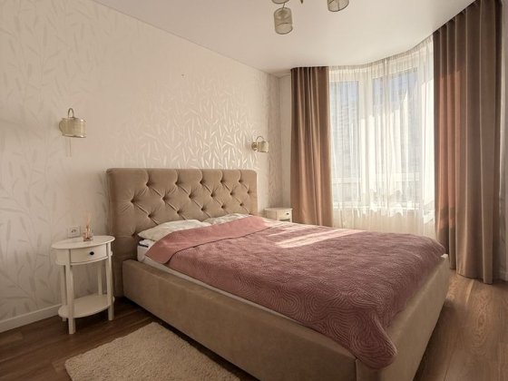 Оренда 2к Гранд бурже. 2 спальні +велика кухня-вітальня 16м2. Вільна. Буча