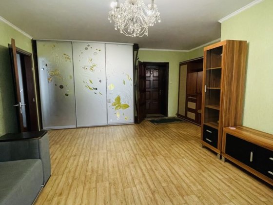 Здається  2-х кімн. квартира в Центрі міста Кременчук
