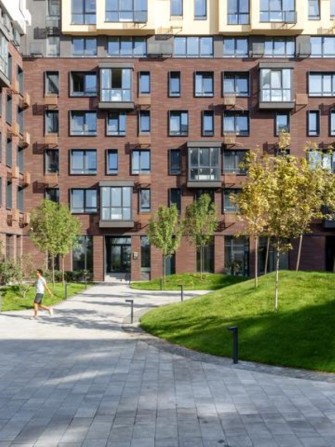 Продаж 3-к квартири вул. Салютна 2 - фото 1