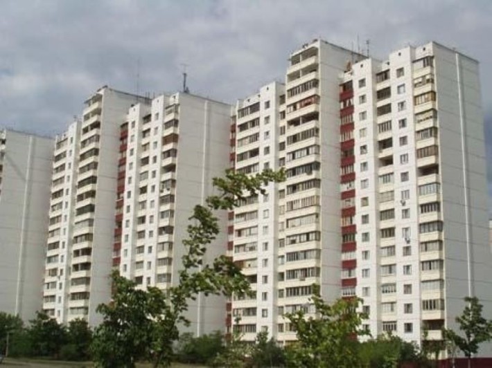 Продаж 2-к квартири вул. Ревуцького 1 - фото 1