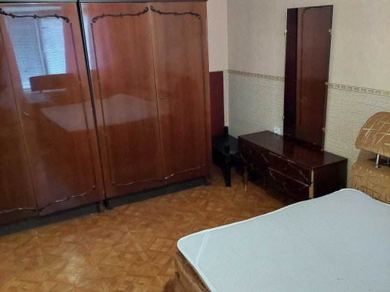 Сдаю хорошую однокомнатную квартиру (частный сектор) в Октябрьском. Николаев