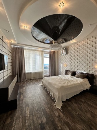 Аренда VIP Квартира Аркадия ЖК Белый Парус Литературная Вид на море Балкон - фото 1