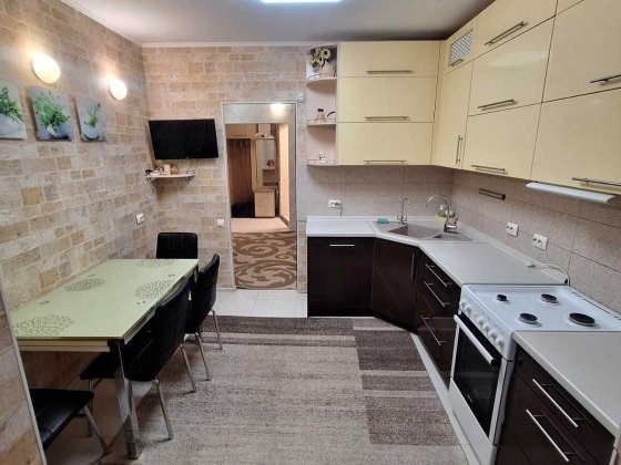 Здам гарну велику 4-х кім квартиру 120м2 з інд.опаленням, Тарасівка. Боярка