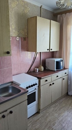 Здам 2-кімнатну квартиру в районі Ниви. Меблі, техніка - фото 1