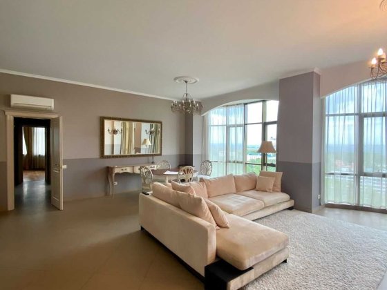 Просторная 3 комн квартира в ЖК Арк-палас ул Генуэзская Одеса