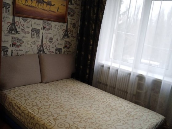 Кімната в гуртожитку.  Гречани